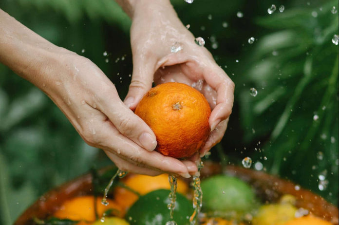 How to remove pesticide residue from fruits and vegetables