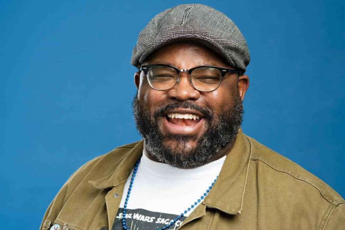 Plethos holds Joketoberfest