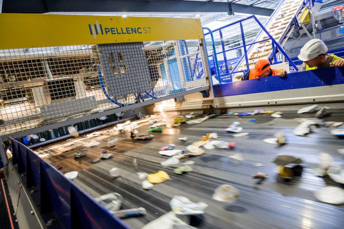 Fremont recycling facility receives new AI-enabled equipment