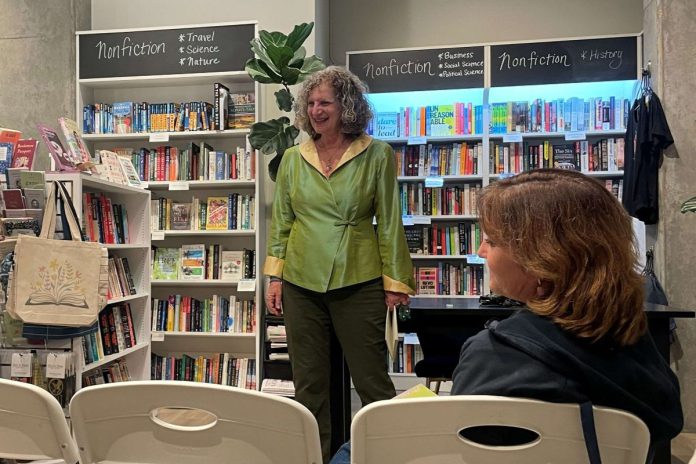 Banter Bookshop holds poetry reading by Bay Area poet