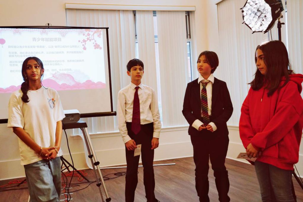 YOUNG VOICES Junior Youth perform a skit about the quotation on their ‘Blessing Card.’
Photos courtesy of Local Spiritual Assembly of the Bahá'ís of Fremont