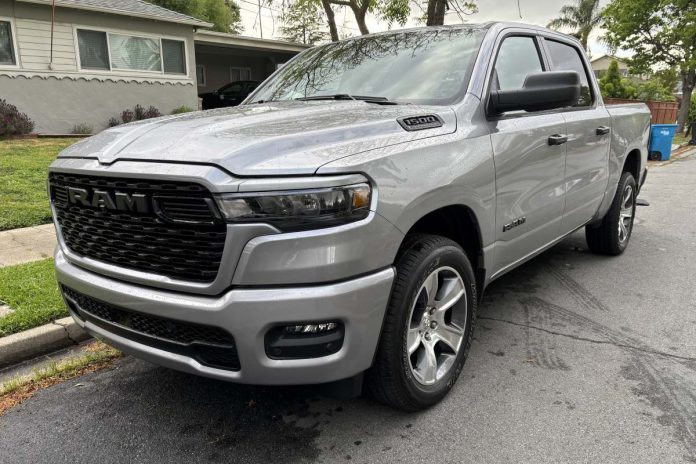 Big truck, little truck: Make your bed