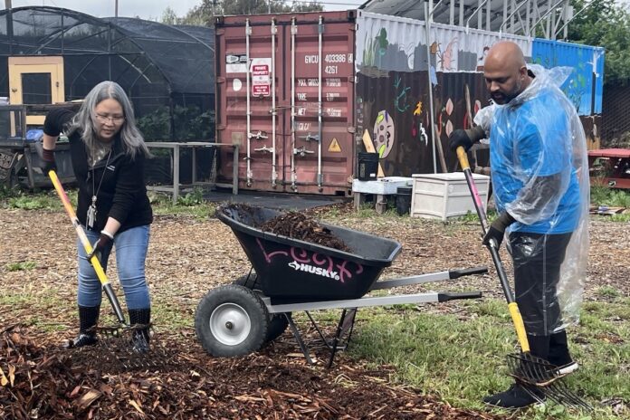 Kaiser helps out at LEAF