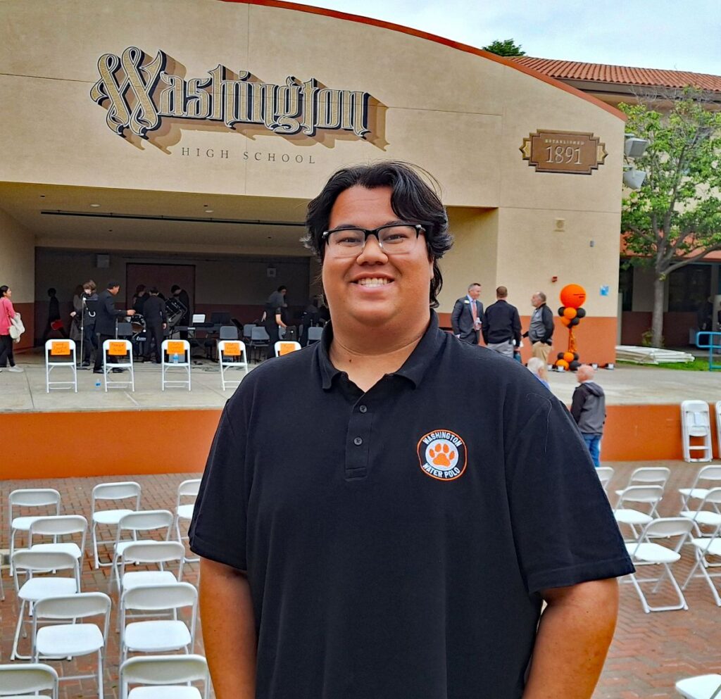FOLLOWING FOOTSTEPS Bryce Harrison (2021) is the son of fellow WHS alumnus and former Fremont Mayor Bill Harrison. Bryce currently is an assistant water polo coach at WHS. Rob Klindt