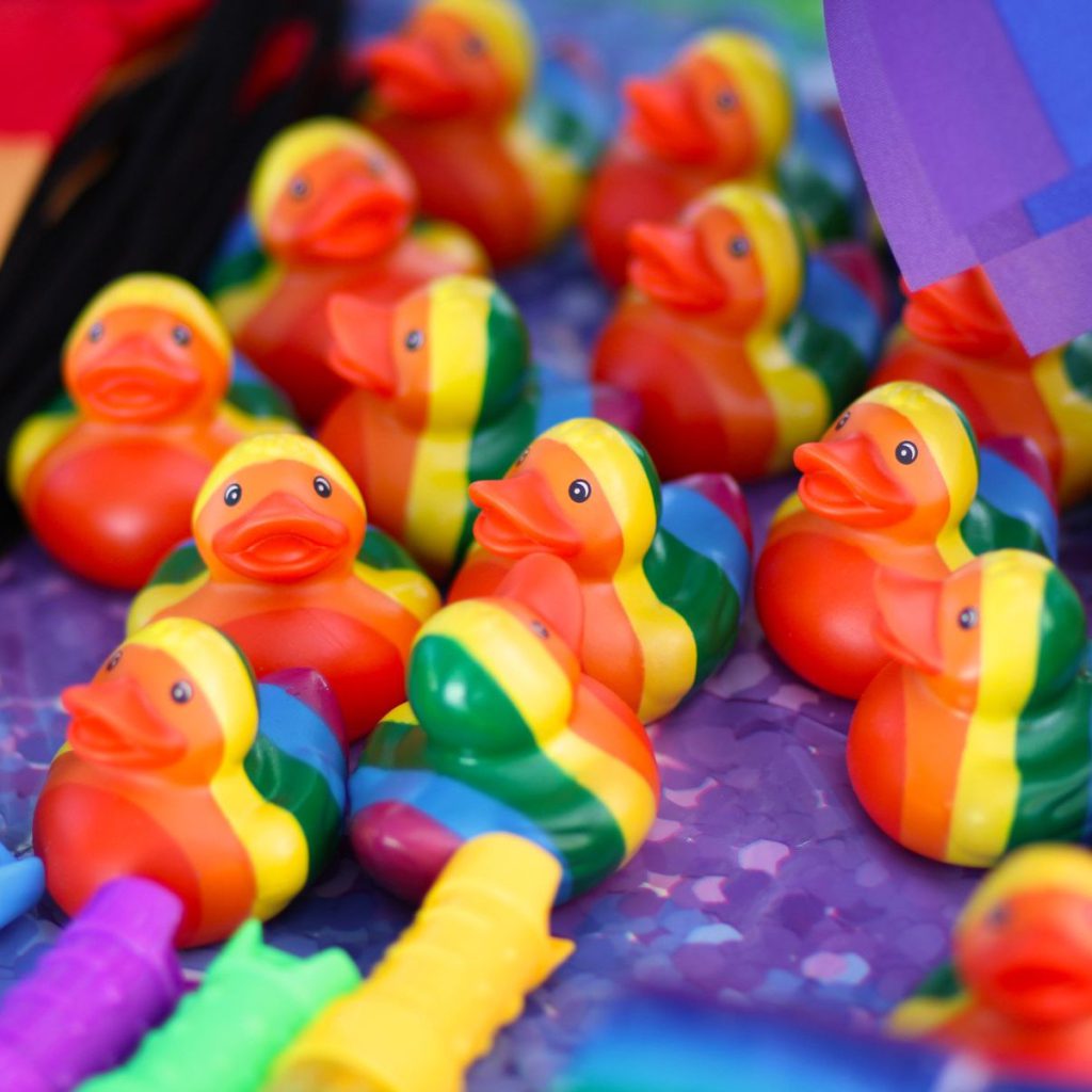 LUCKY DUCKS Fremont’s Pride Fair had a welcoming and family-friendly vibe.
Photos by Victor Carvellas