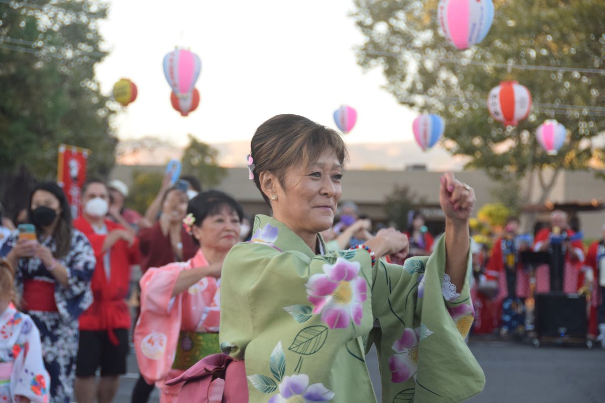 Buddhist Obon honors departed loved ones