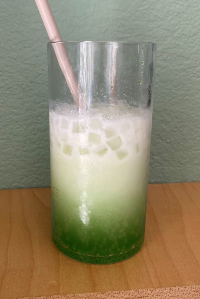SPOOKY SEASON The halloween and fall themed syrups are out in stores so I made a caramel apple soda. My next mission: pumpkin spice.
Stephanie Uchida