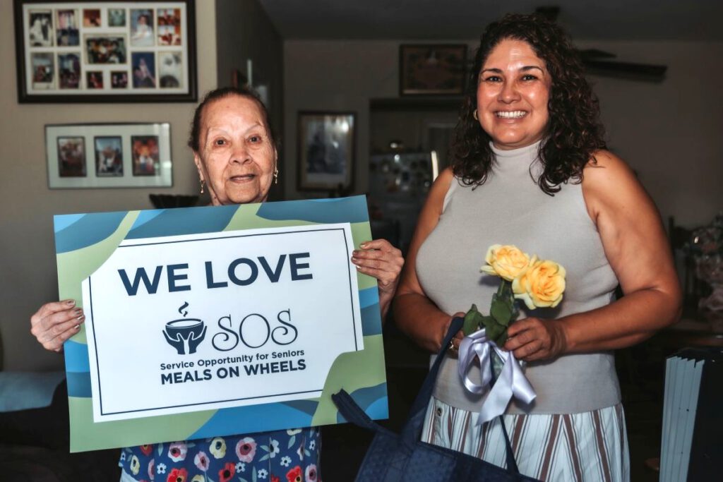 SPECIAL DELIVERY Alameda County Supervisor Elisa Márquez delivers the 10 millionth meal to a client in Alameda County.
Courtesy of Gabriel Segal